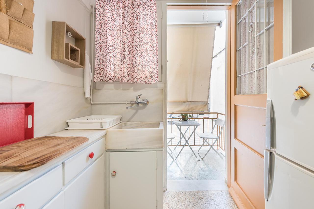 Private Rooms Athens - Shared Bathroom Luaran gambar