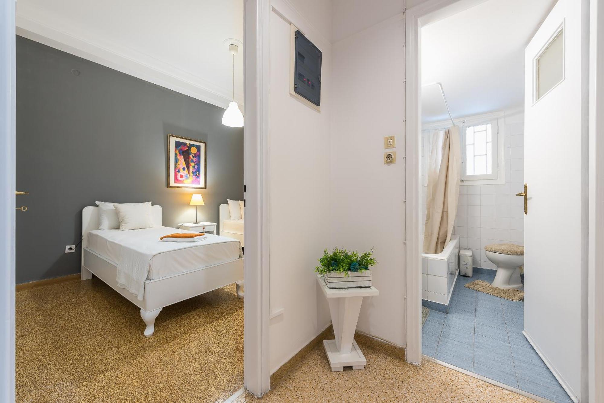 Private Rooms Athens - Shared Bathroom Bilik gambar